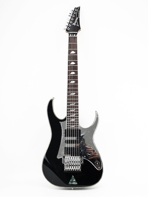 Ibanez Universe 777BK